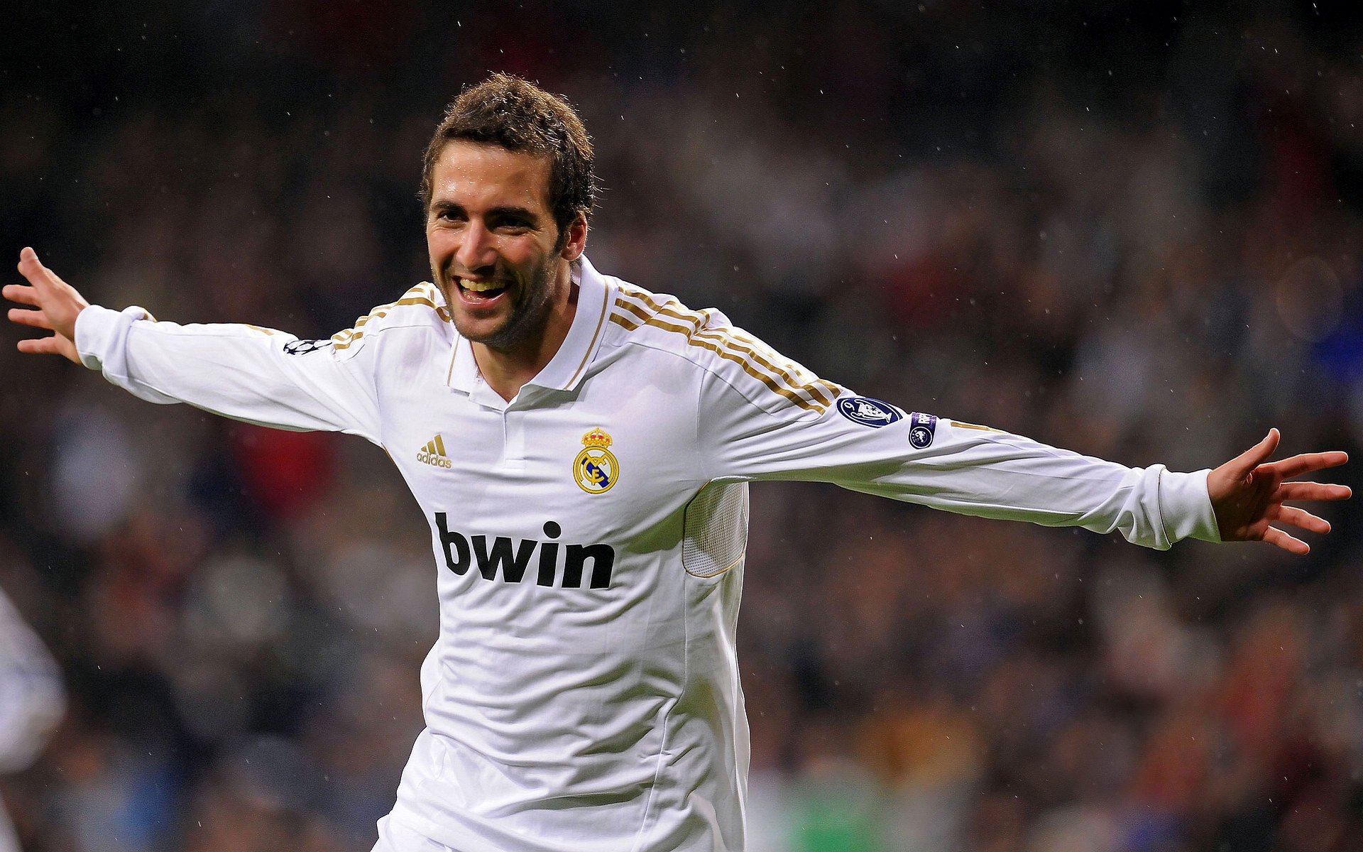 关键时刻：激动人心的比赛高潮瞬间，形容比赛到了高潮的成语